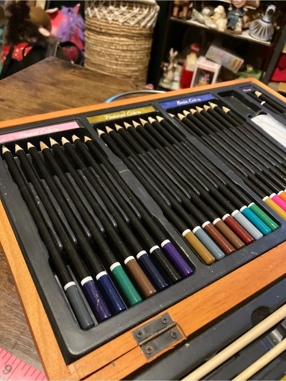 Darice Studio 71 deluxe art set